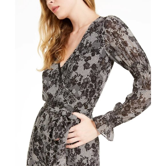 MICHAEL MICHAEL KORS Smocked-Sleeve Jumpsuit Bone/ Black- Size 2 NWT - Picture 4 of 4